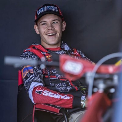 damian___523's profile picture. 🥊 Never give up 🥊 Speedway Rider 🇵🇱 #️⃣5️⃣2️⃣3️⃣ 🇵🇱 @FalubazZG