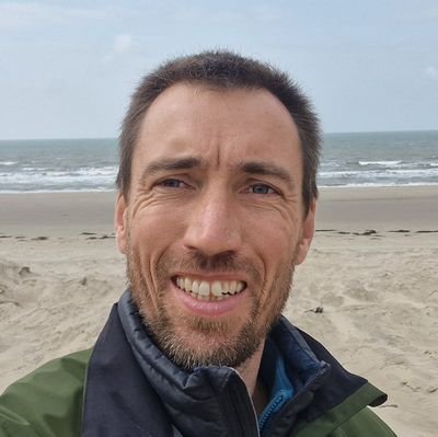 Geographer/epidemiologist, Map maker, Cyclist. Environment/Health. Sickle cell disease/cystic fibrosis/inequalities. He/him.