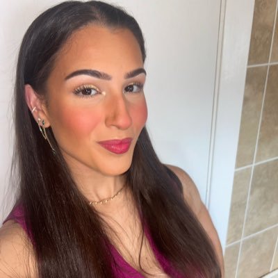 fplliz's profile picture. Just a girl tryna live her fpl dreams ☁️✨