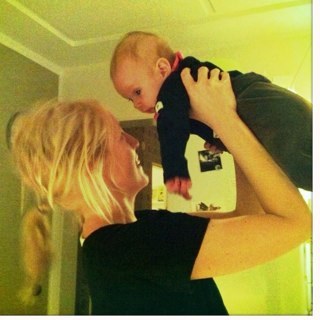 LinaMyhr's profile picture. Kreerar, kommunicerar och fantiserar.