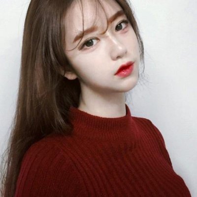 AnaRichard52660's profile picture. 