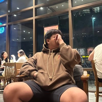 ISFJ-T || ♈️ || bigboii pero submissive person 😗