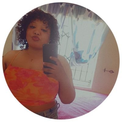 Appreciating😋 the thickness that i am 🍑🍑.........#Chelseafan🙃,Aprilqueen👑&environmentalist🌳