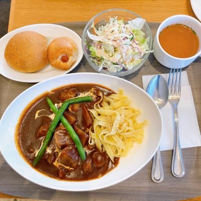 tokyo/32/フリーランスSE/ 美味しいご飯、犬(特に柴犬)、みぃちゃん、東海オンエアが好きです✨無言フォロー失礼します🙇♀️