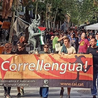 Comissió organitzadora del Correllengua 2024 als barris del districte de Sant Martí. #EnCatalà