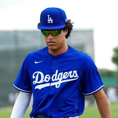 2025 6’3” 195lbs 6.4 60yd 3B/MIF/RHP⚾️| 217-853-3651 | https://t.co/1v4NSps70u