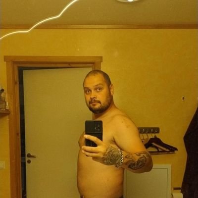 AndersStensberg's profile picture. if you gonna text me, then talk and don't stop. yes am from 🇧🇻

asks for money, gets you blocked