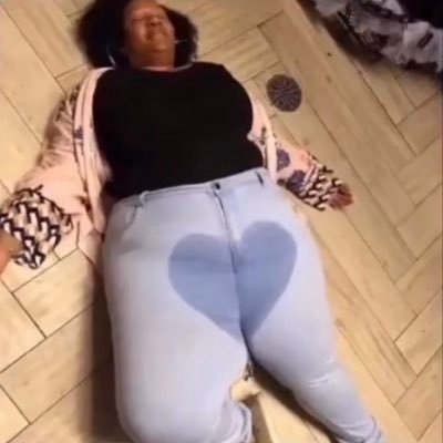 garfieldsplat's profile picture. charli 5/4/25 Halsey 6/7/25 || I follow back