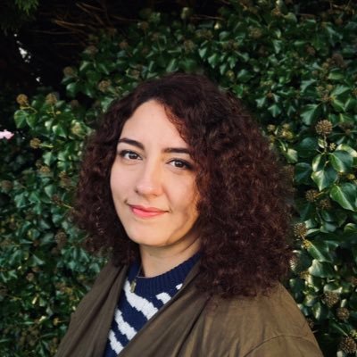 Thalassophile who writes occasionally. 💙🌊 One half of @seabornemag.
#writingcommunity #poetry