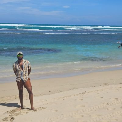 fra_y's profile picture. I dabble in things that interest me.