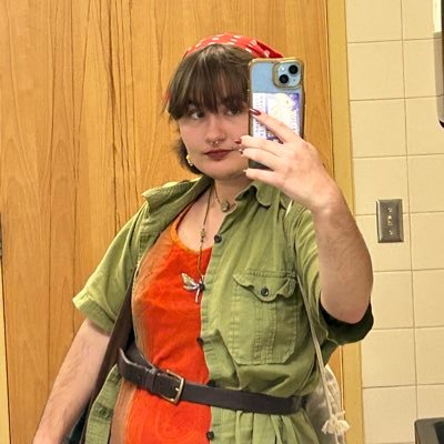 apple pie enjoyer, husband girl, sweetheart (democratic) socialist 🕊️💒🪴 ANC 3A02 Commisioner