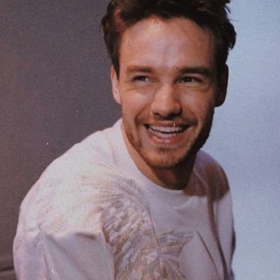 But it's not the end. I'll see your face again... ❤️🕊️.
I'll always love you L.