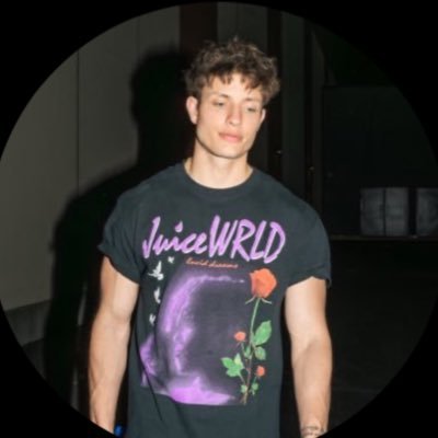 Stand Up Comedian/Actor/Person. NEW NETFLIX SPECIAL OUT NOW! Insta: MattRife. TOUR DATES