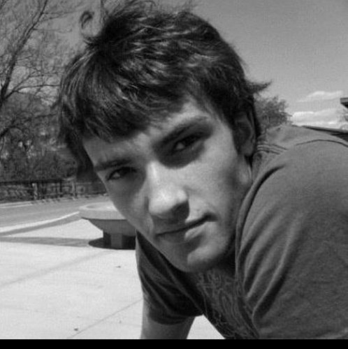 bballdud18's profile picture. Life's a beach. Not a doctor