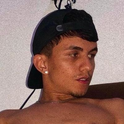 LukasAmbz's profile picture. 