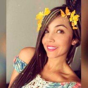 Deseo escribir lo que sale de mi alma, espero mi corazón se una al de ustedes con mis sentimientos. Tabasqueña por decisión.