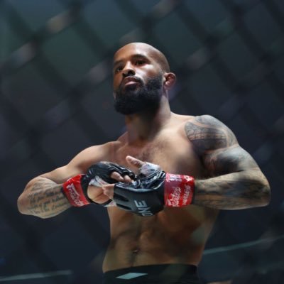 OctagonOracl3's profile picture. Combat Sports Connoisseur | Mighty Mouse Enthusiast | Lover of Violence