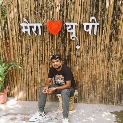 Anuragsingh9080's profile picture. अपनी योग्यता को पहचानें और विश्वास करें कि ईश्वर ने आपको अद्वितीय रूप से बनाया 🙏