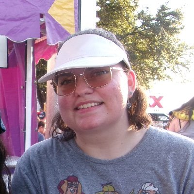 _eleanor_a's profile picture. ask me about my cat | she/her | utsa alumna