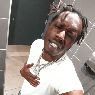 #Artist🎙️🎶🎧🔊 #ZDBlakk #YouTube📲🎶🔥 #AntiSocial #LemonCars🔙🆙🆕💦 #InstaLike 😤 🐝🃏