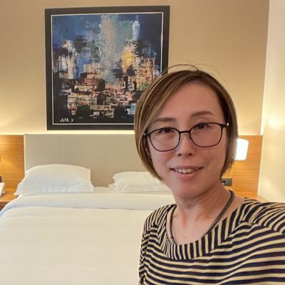 linoaoakua's profile picture. 会社員|副業動画編集・Webデザイナー|小中学生3人のママ|大阪在住|英語動画製作・英語翻訳|趣味はカラオケ・韓ドラ鑑賞|夢は世界を旅すること✈️🌍|韓国語、仏語、伊語勉強中🇰🇷🇫🇷🇮🇹|今日の自分が一番若いから何かを始めることは『遅くない』