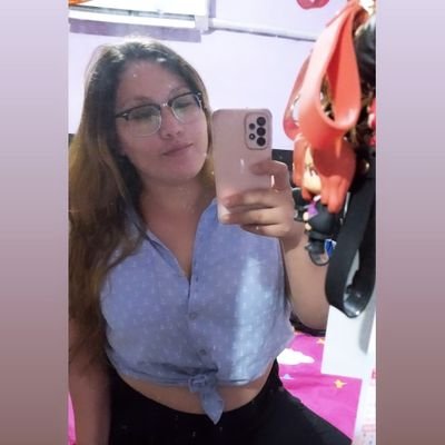 MattzRosie's profile picture. 27 años, amante de la vida literaria.