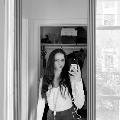 amluxx's profile picture. J'ai écouté l'ange de gauche