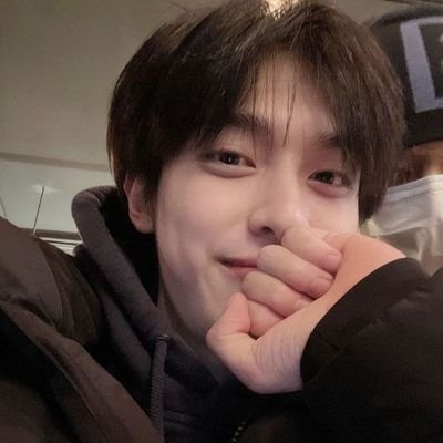 xenaseat's profile picture. for #김운학 & #가온