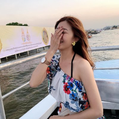 AAiko44857's profile picture. 海に魅せられた女性