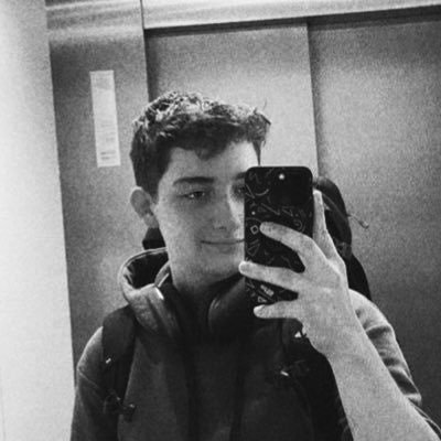 inaktiv. Fährt gerne Bahn (selbst und mit). railbow-Ansprechpartner BaWü. Protect Trans Kids.