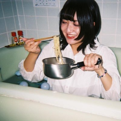 へなちょこただただ生きています。(22) ライブ等のご連絡はDMよりお待ちしてます!!基本インスタグラムに居ます。 Omamory's( @Omamorys )のひとです。