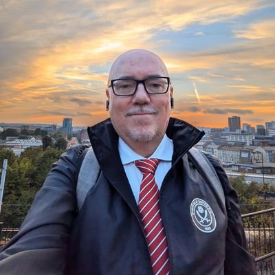 Teacher of Mathematics. TikToker. Supporter of Yorkshire CCC, Sheffield United FC & Penistone Church FC. Love reading, food, travelling and red wine.