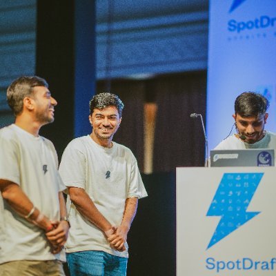 ayush_src's profile picture. Frontend @spotdrafthq, experienced in both react and angular.