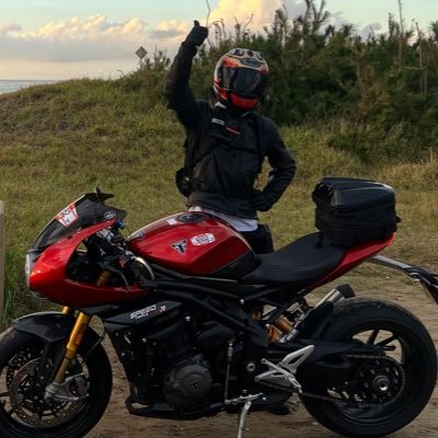 Ironic_549's profile picture. しがないライダーのたわいないバイクログ/V-Strom250/SPEED TRIPLE 1200RR