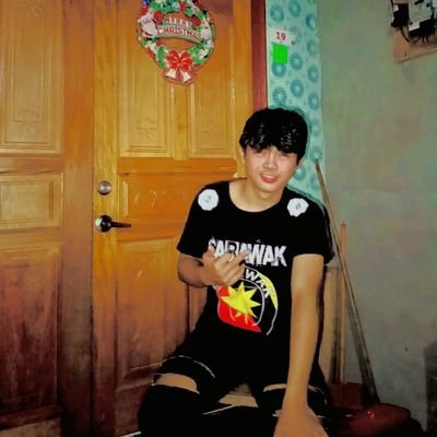 AlsenXtwiter's profile picture. Cara membuat duit?