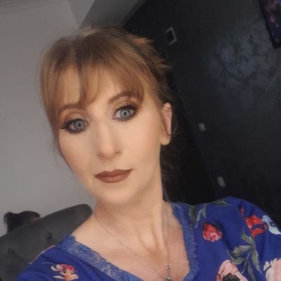 Craioveanu14131's profile picture. Fii UNIC❤ #fituînsutiîntotdeauna❤❤❤#OriundeOricând🌎❤