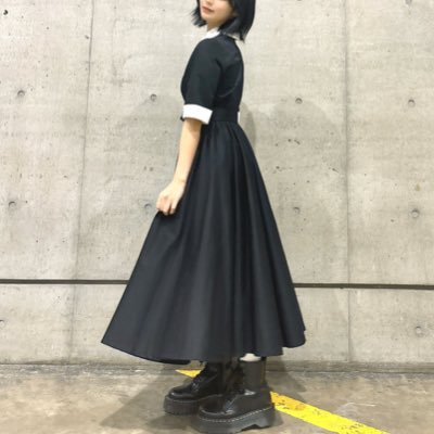 つ