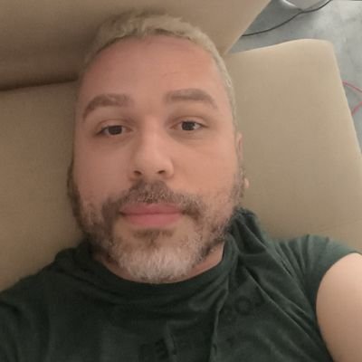 rick_lou21's profile picture. 