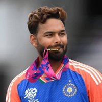 LEGEND-Rishab-pant (@sxmbarot17) 's Twitter Profile