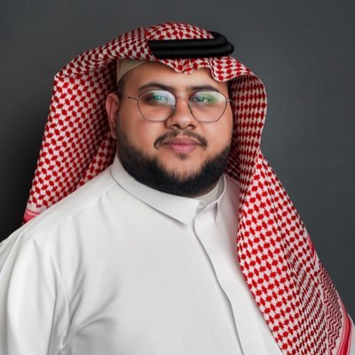 • ومَن تكن العلياءُ همةَ نفسِه. فكلُّ الذي يلقاه فيها محبَّبُ ,. @Shafaq_sa