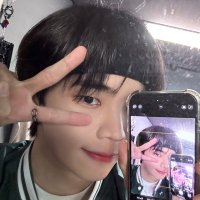 jana (@hyojingfs) 's Twitter Profile