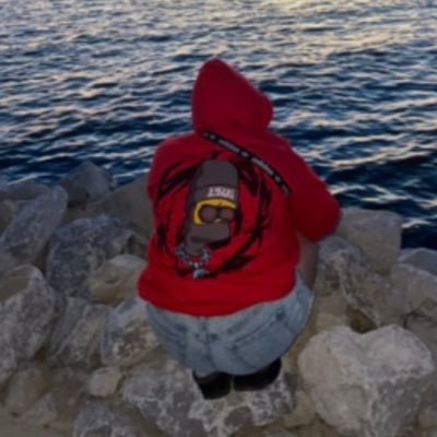 EnglertYadi's profile picture. || UD ||   -𝓜💞