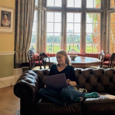 philosophy studier, bonsai mother, folklore enjoyer (MPhilStud at @KingsCollegeLon)