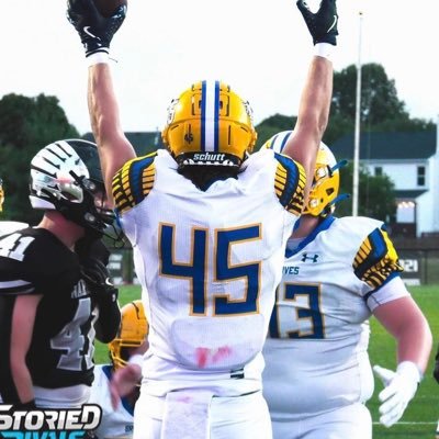 Olentangy || football ESPN JR300 || track ||2026|| 6’3 225LBS||4.6 40 (laser)|| LB,Edge,TE,ATH || disc 198.6ft || 3.5 GPA|| CELL 614-515-0383