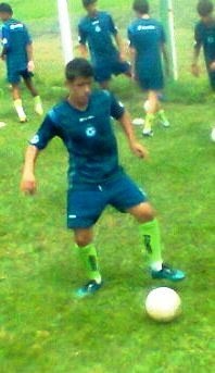 # ' JOGADOR DA BASE  DO GOIAS (*H