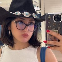 nazelin (@nazelinonay) Twitter profile photo