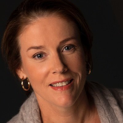 Poet, translator, critic, corporate lawyer, consultant. Forthcoming books: The Green Sea of Heaven (translation) and After the Operation (poetry, March 2025).