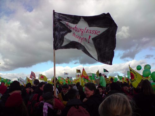 http://t.co/JNHfGDzU entstand aus einer Kampagne von Hamburger Klimaaktivisten in 2010 gegen Vattenfall.