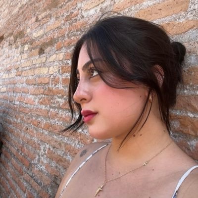 mari2222anna's profile picture. 