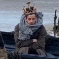 onlythingleft (@thtlttlblckdrss) 's Twitter Profile